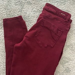 Zara mid rise ankle skinny jeans, burgundy color